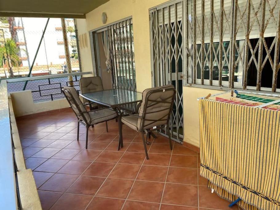 Magnifico Apartamento En La Carihuela, Torremolino Torremolinos Exterior foto