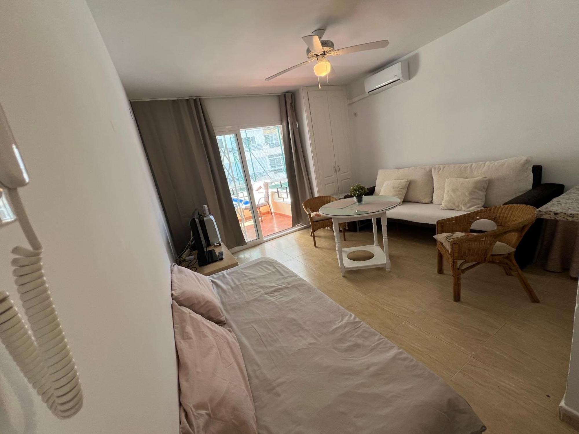 Magnifico Apartamento En La Carihuela, Torremolino Torremolinos Exterior foto